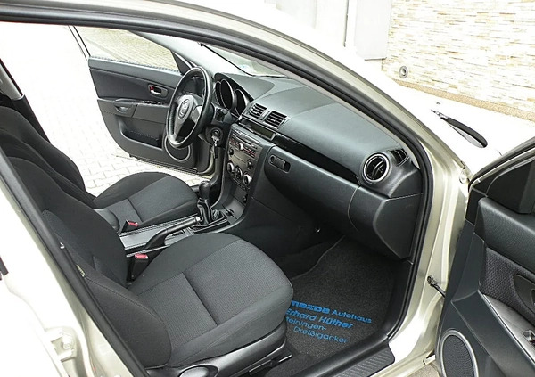 Mazda 3 cena 13800 przebieg: 144300, rok produkcji 2007 z Kępno małe 529
